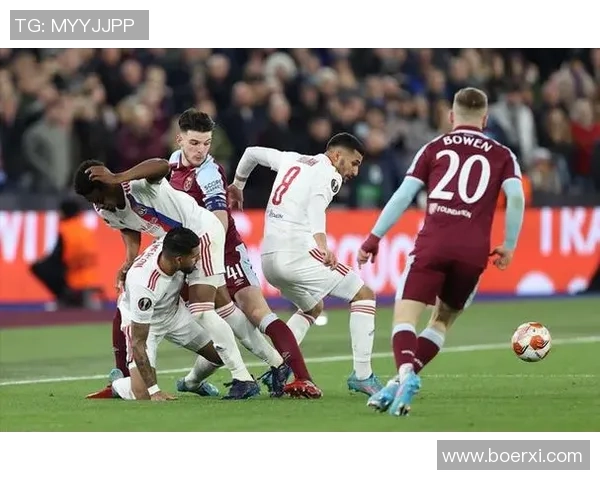 欧联杯惊心动魄之夜里昂与莱比锡激战成平局红牌事件引发全场热议