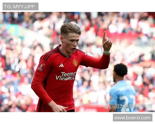 那不勒斯强势晋级足总杯三球击败本菲卡红牌事件引发全场热议