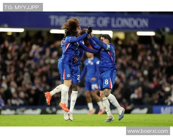 切尔西逆转曼联友谊赛精彩瞬间引发争议判罚全场沸腾